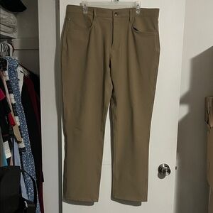 Men's Tan Pants